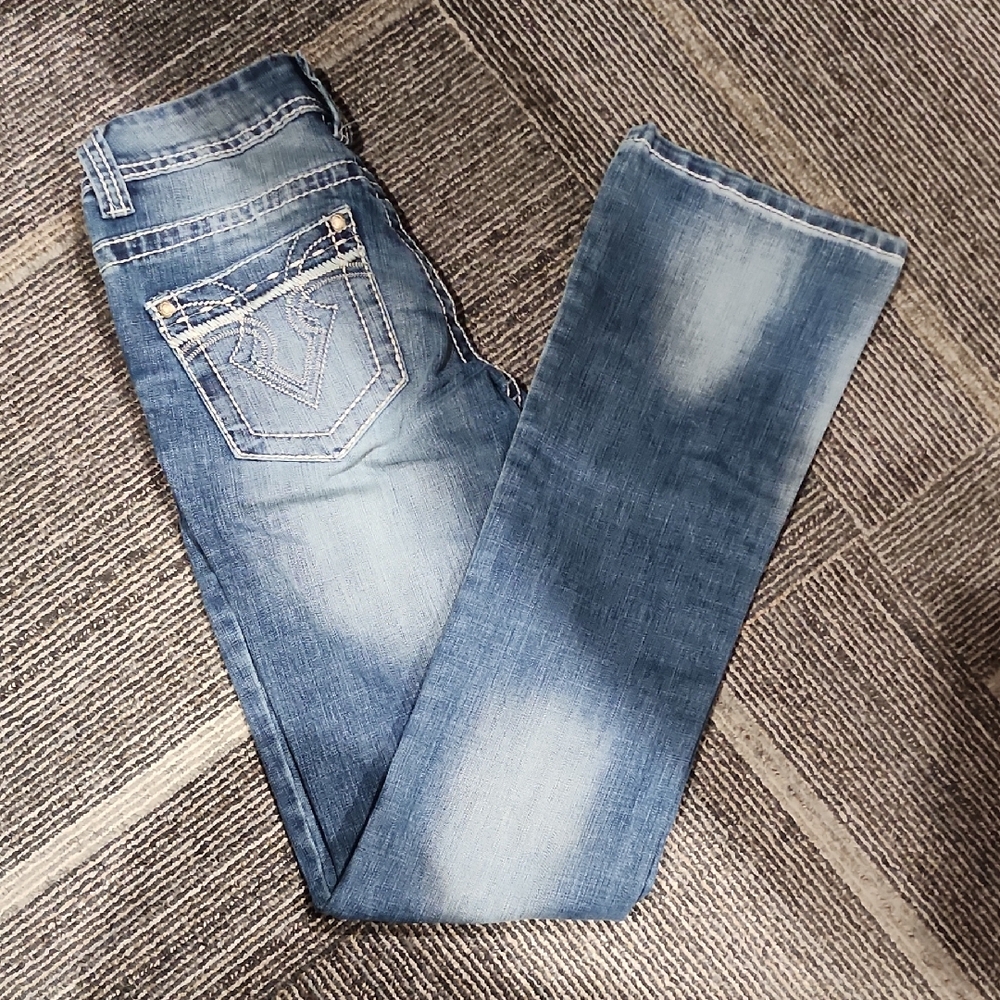 Blue Denim Jeans with Embroidered Pocket